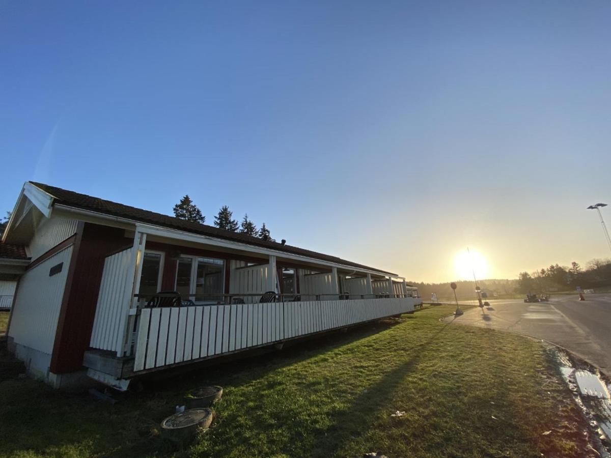Nordby Hotell Lervik Exterior photo