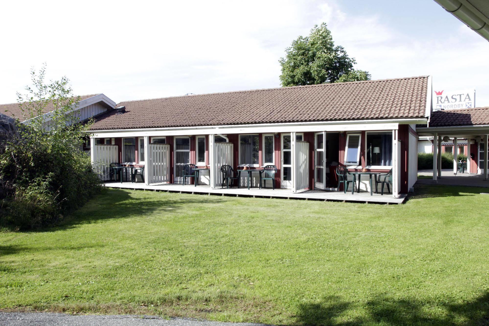 Nordby Hotell Lervik Exterior photo